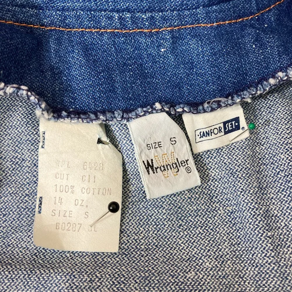 SOLD Vintage Wrangler Fitted Blue Jean Jacket Denim Blazer 2 Buttons - Picture 4 of 4